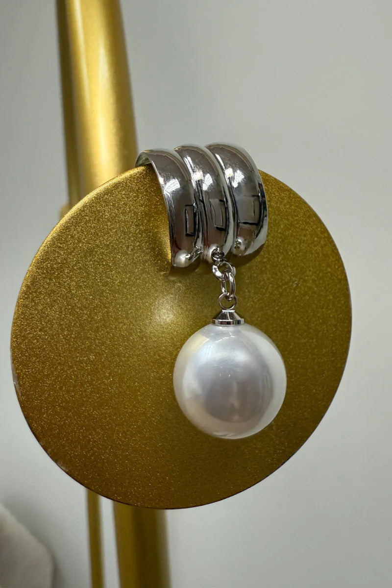 Sasha Drop Pearl Textured Studs