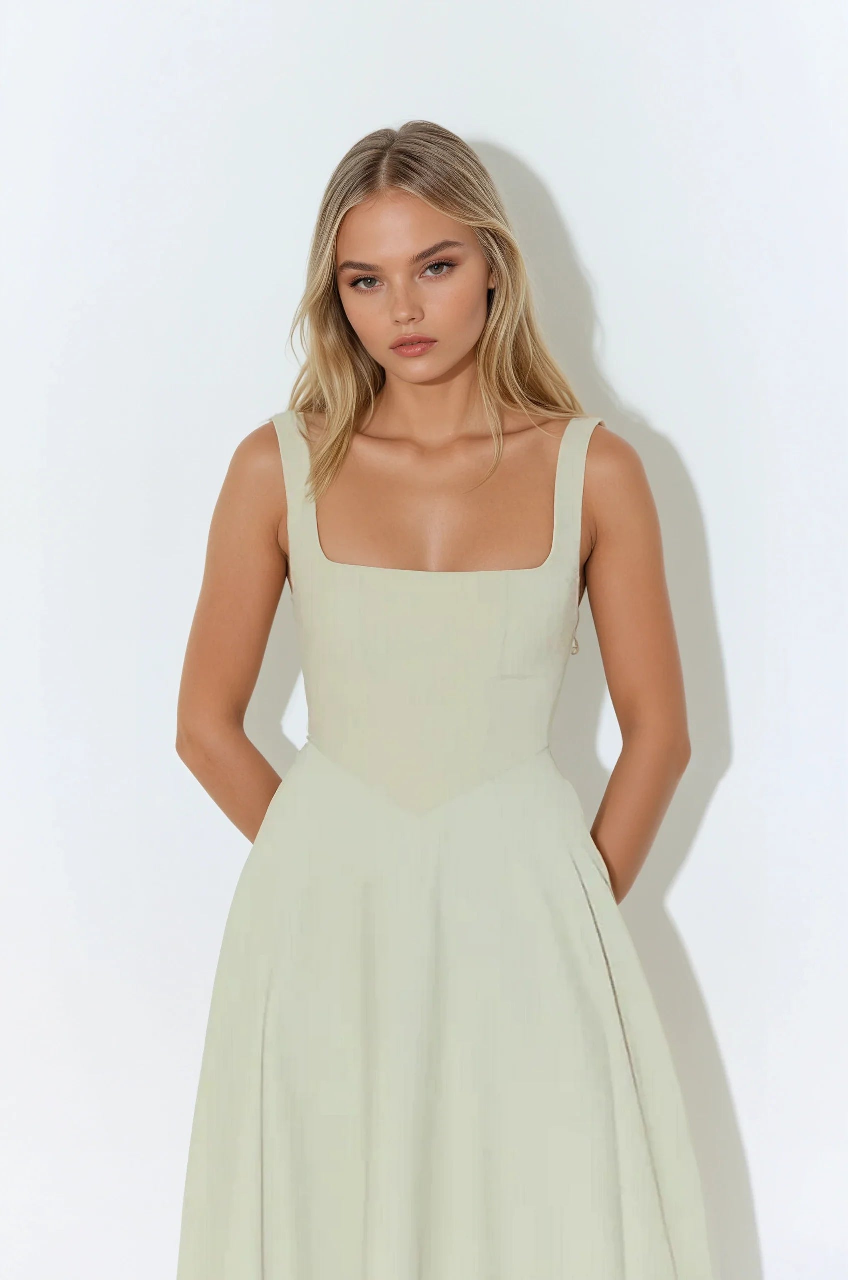 Sofia Classy Midi Dress