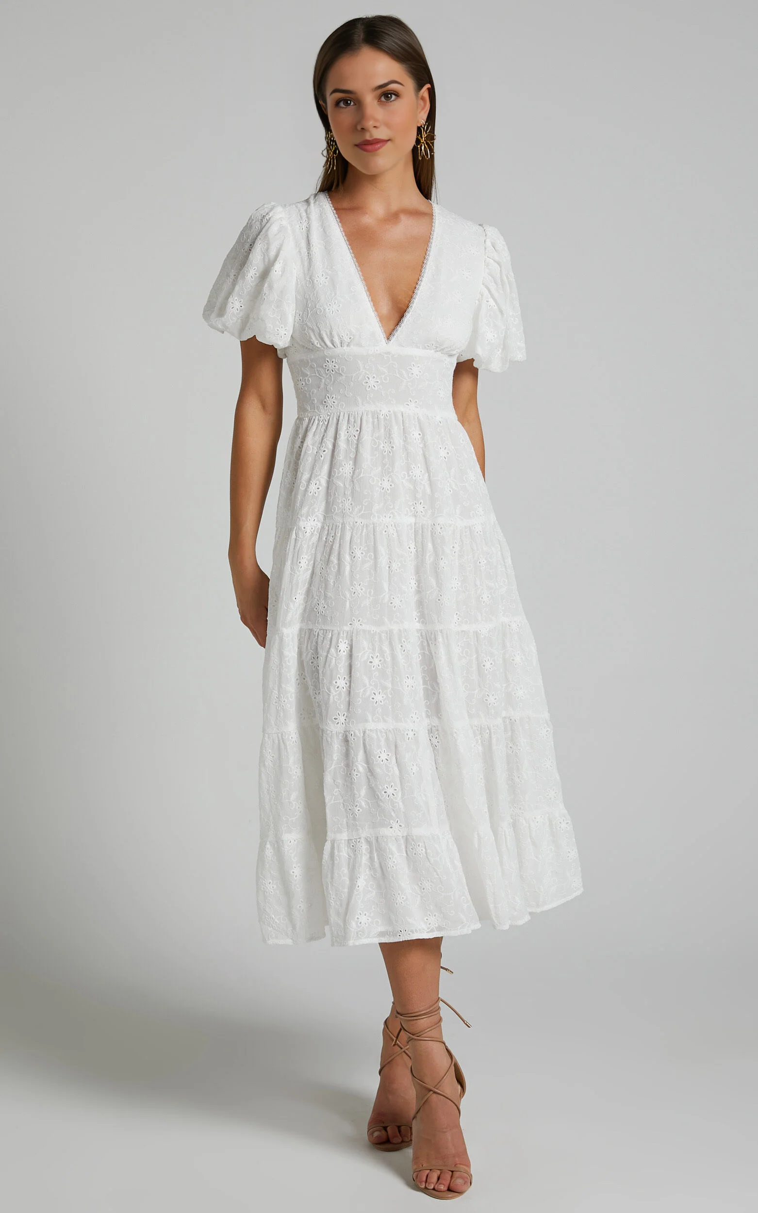 Divora Midi Dress – Ivory Tiered A-Line Dress with Plunge Neck & Balloon Sleeves