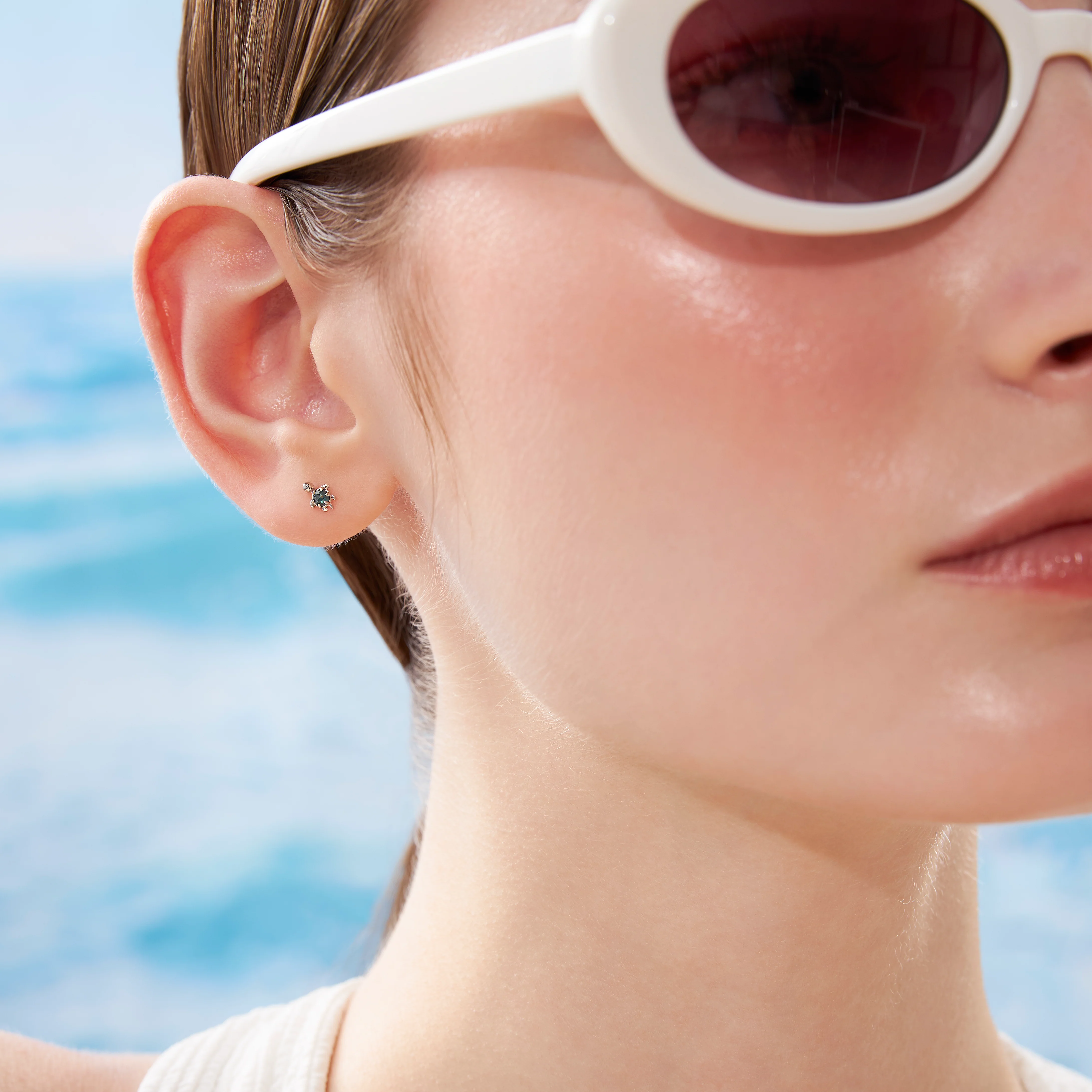 14K Solid Gold Turtle Diamond Flatback Earring