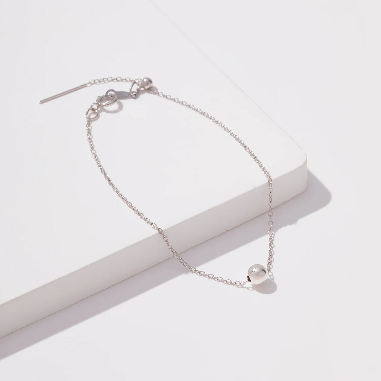 Minimalist Ball Bracelet
