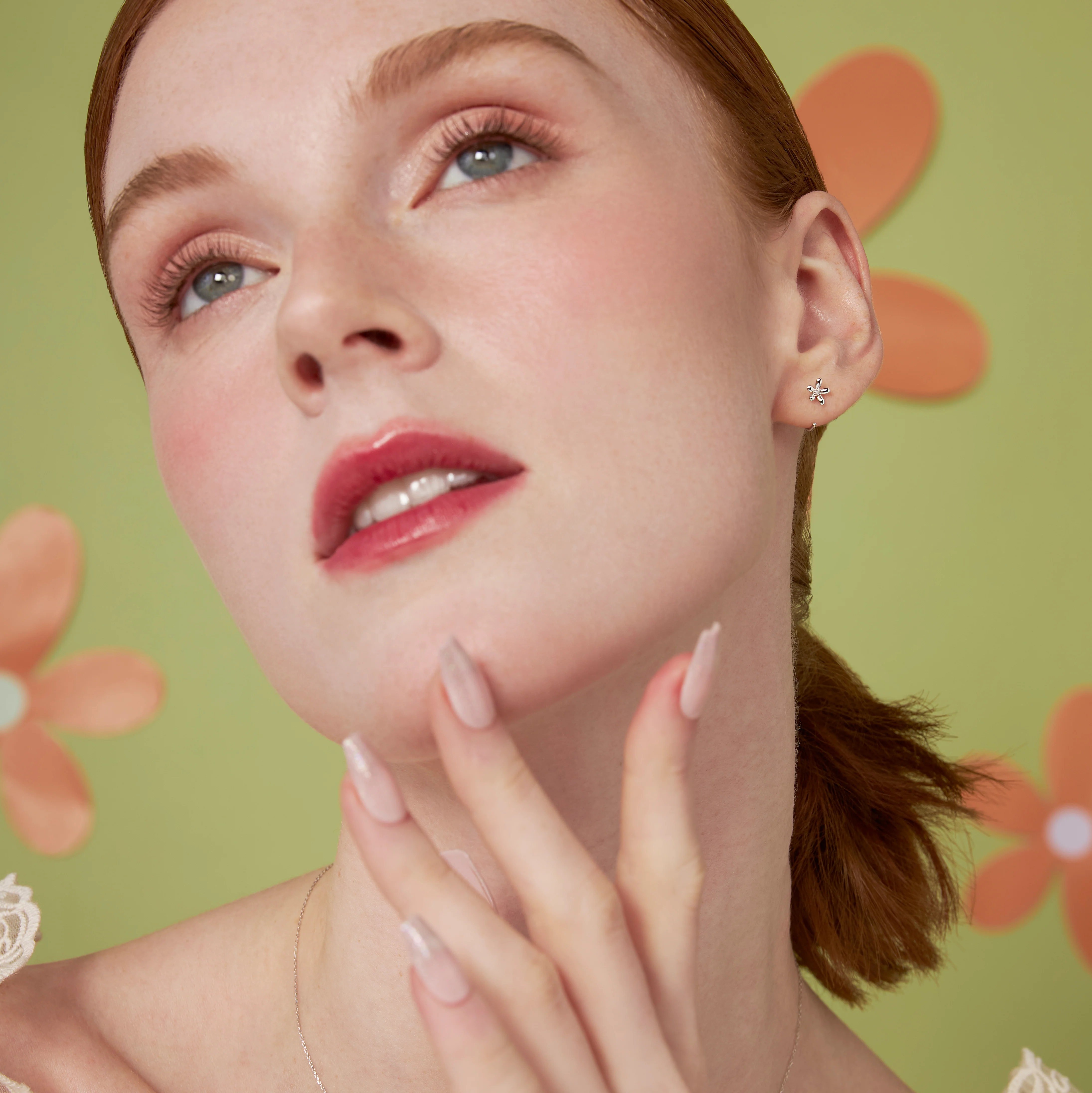 14K Solid Gold Floraison Diamond Open Huggie Earrings