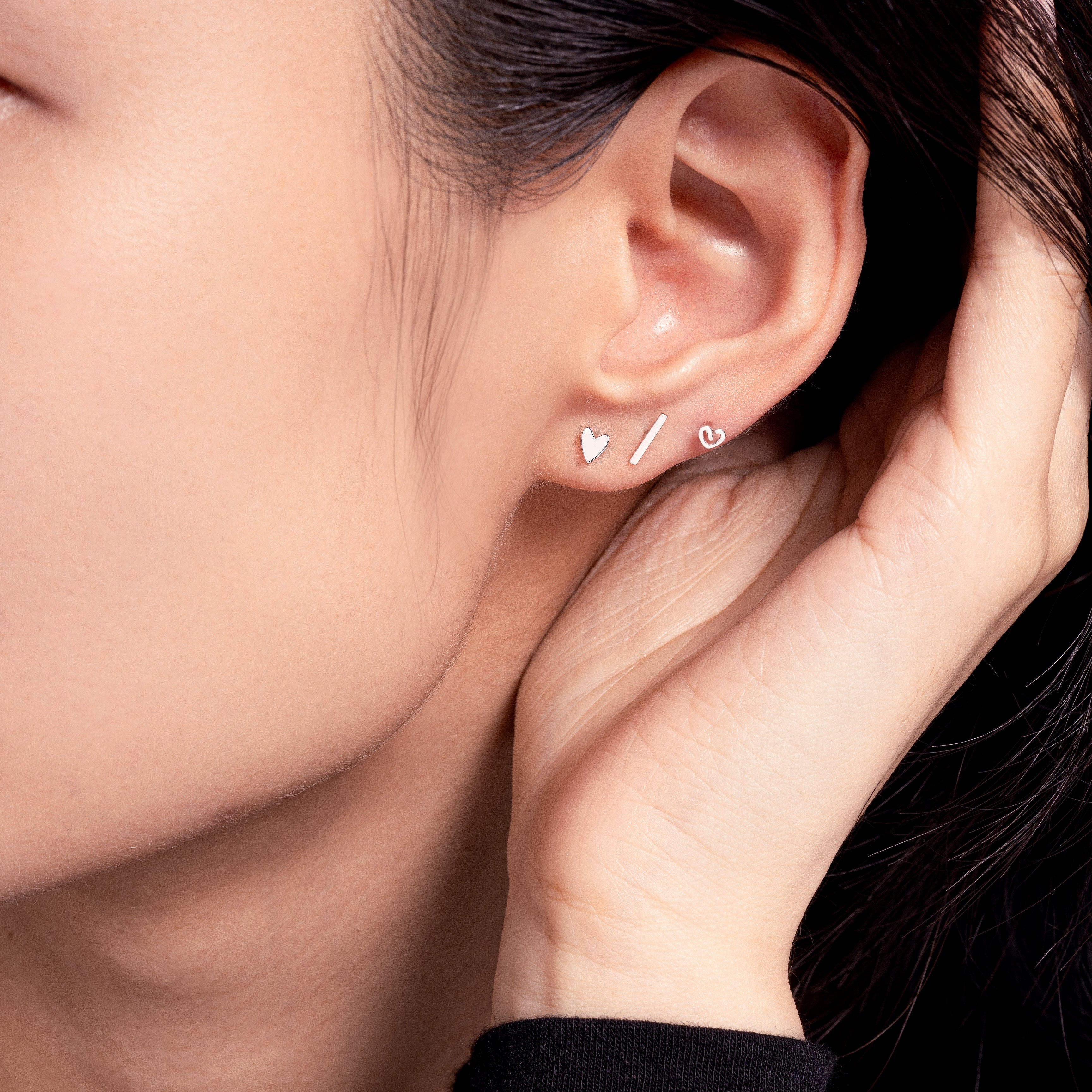 14K Solid Gold Love Heart Threaded Labret Earring