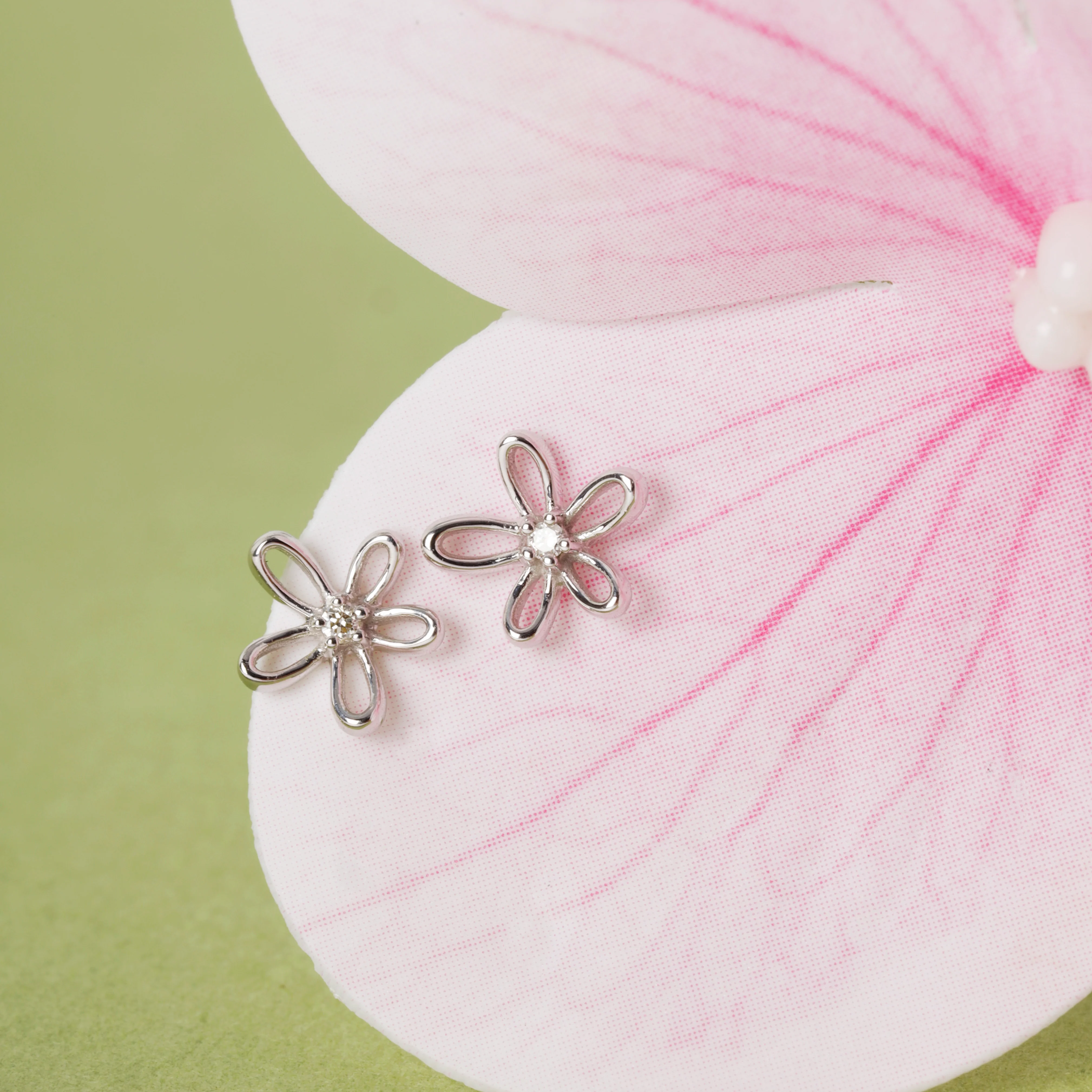 14K Solid Gold Floraison Halo Diamond Stud Earrings