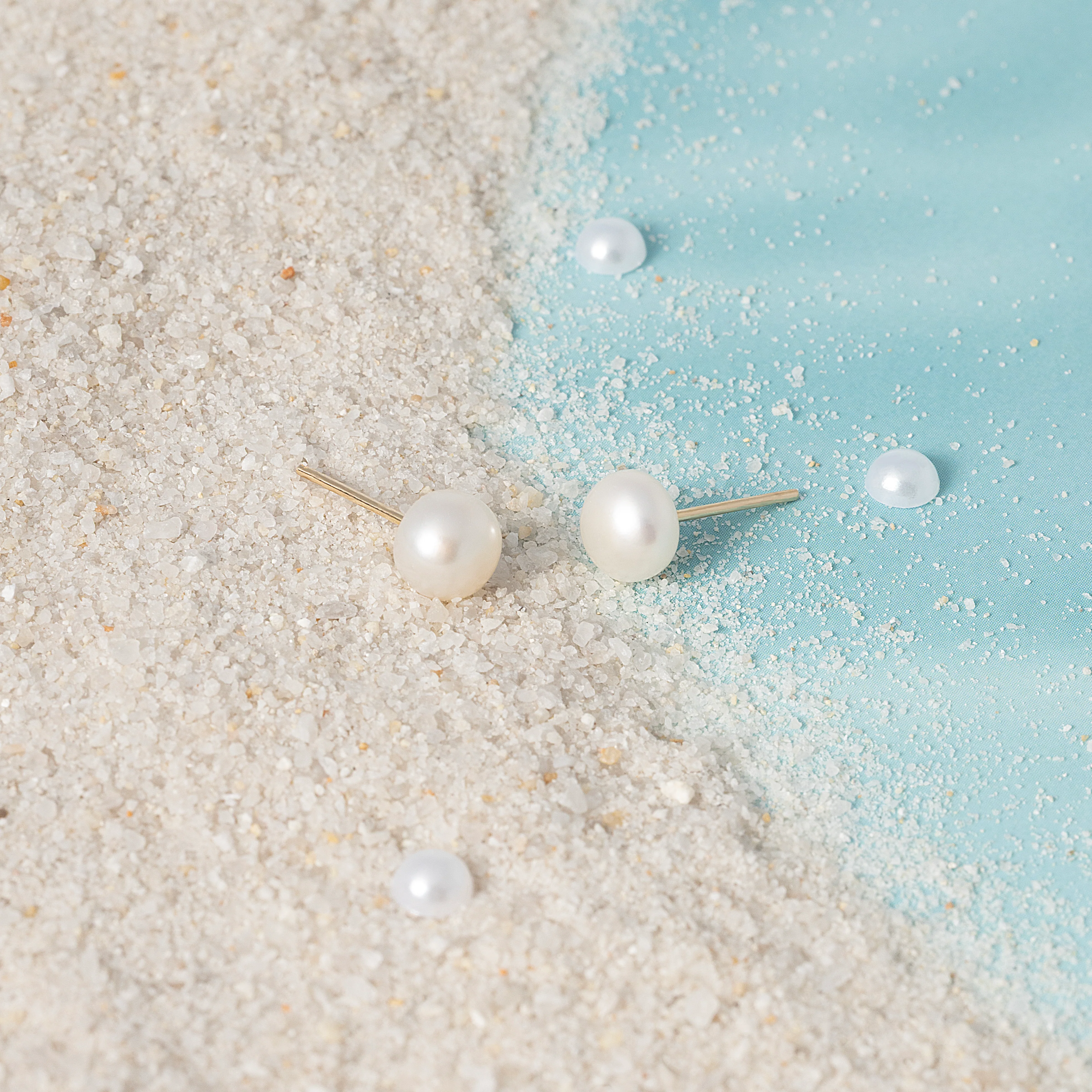 14K Solid Gold Classic Small Freshwater Button Pearl Stud Earring 6mm